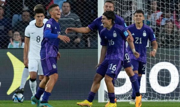 La Albiceleste ganó 5 a 0 en un partido donde se destacó en todo