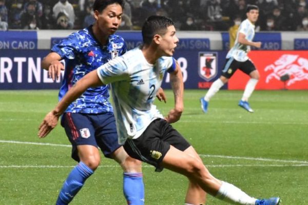 Japón viene de azul