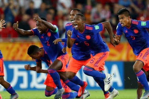 Los Juniors All White buscan hacer historia