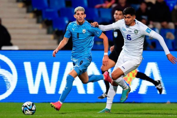 Israel venció a Uzbekistán y clasificó a cuartos con un gol a los 97 minutos